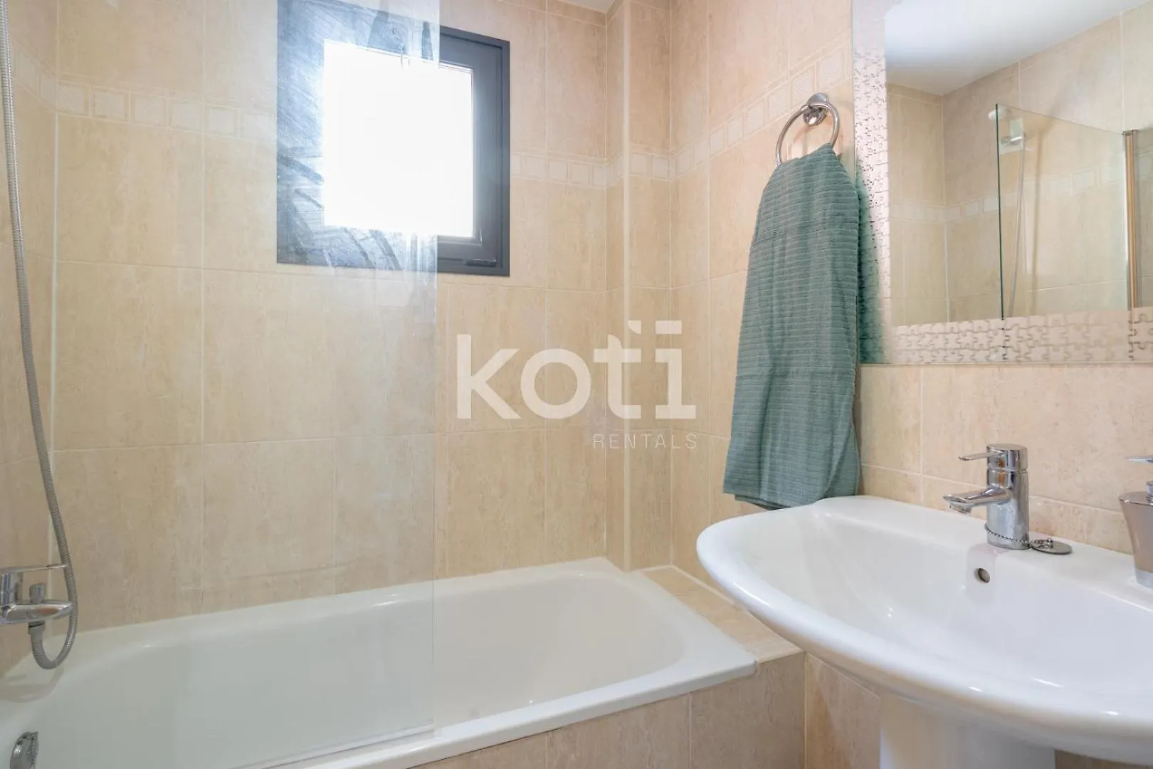 Koti Rentals - Gran Canaria Fuengirola Apartment